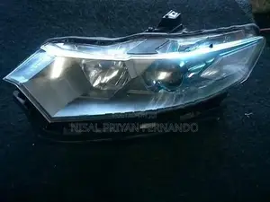 Honda Insight ZE2 (Xenon) Head Light