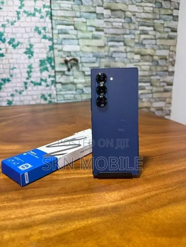 Samsung Galaxy Z Fold 6 12GB 256GB 5G (Used)