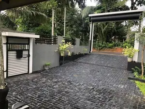 A single story house for sale in Meegoda, Homagama