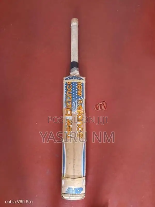 Cricket Full Set with Bat