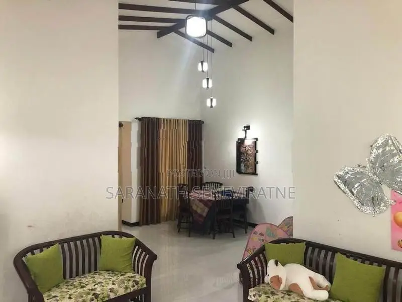 A single story house for sale in Meegoda, Homagama