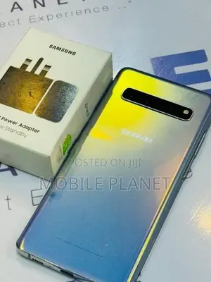 Samsung Galaxy S10 5G 8GB 256GB (Used)