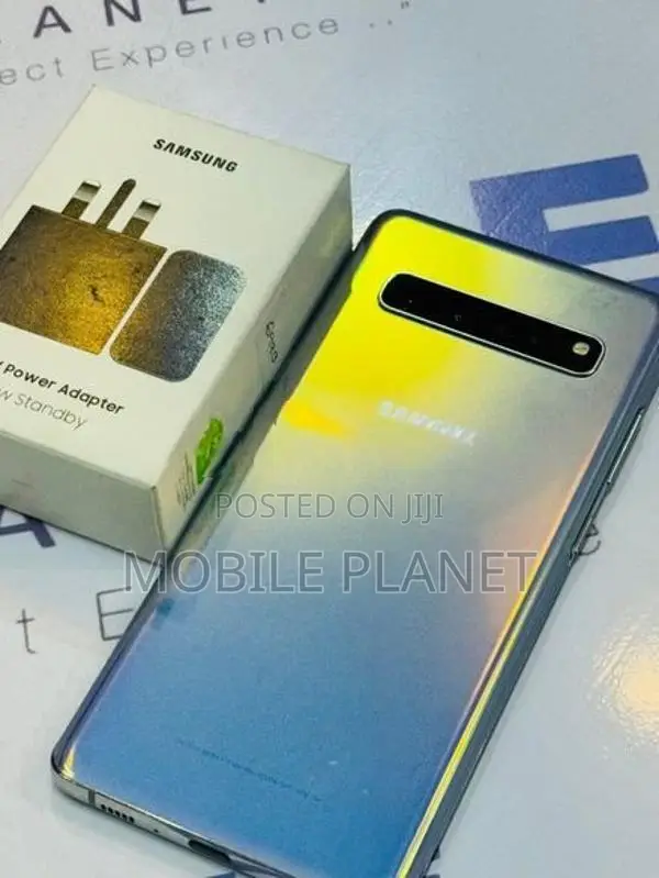Samsung Galaxy S10 5G 8GB 256GB (Used)