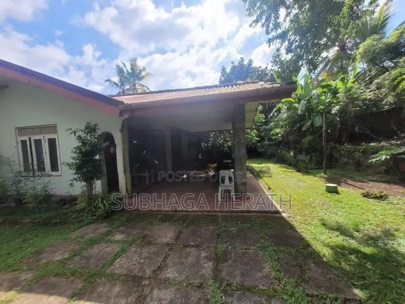 Kottawa House with A Land for Sale