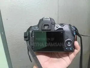 Canon 200d
