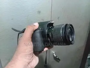 Canon 200d
