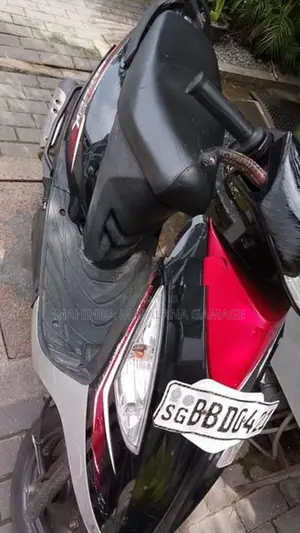 TVS Streak Black 2014