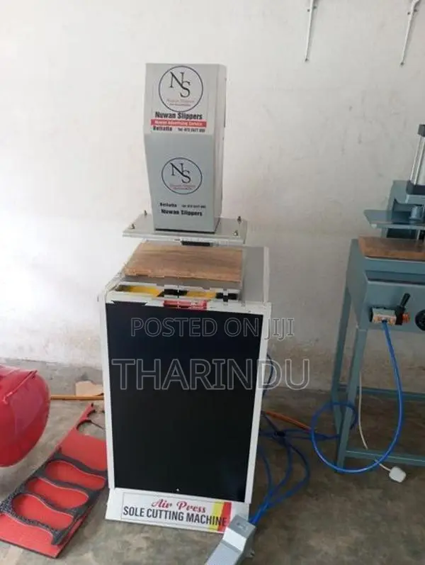 Slippers Machine