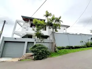 Modern Two Story House Rent Pitakotte Baddagana