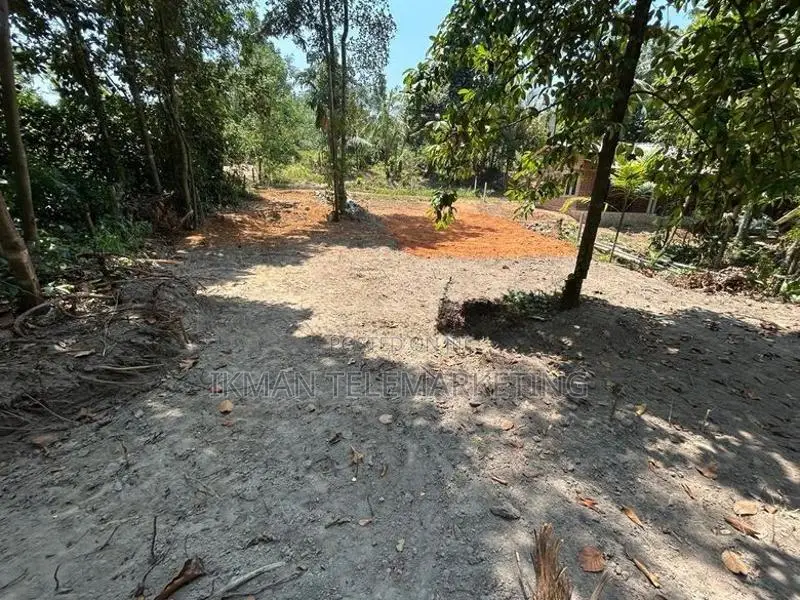 Land for Sale in Nittambuwa
