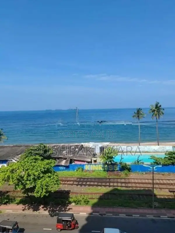 Apartment for Sale in Colombo 06 (File No 3588B)