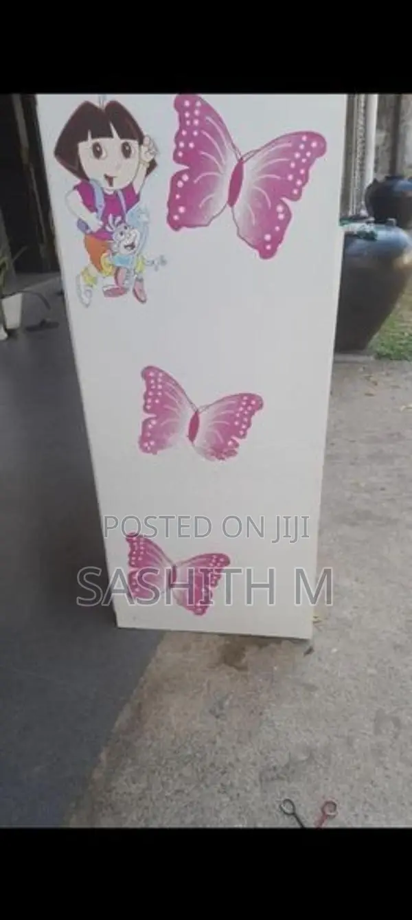 Butterfly Themed Table with Chair