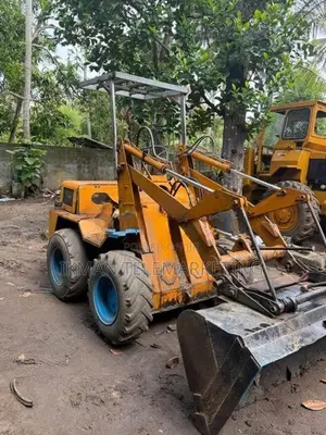 Komatsu SK07 Wheel Loader