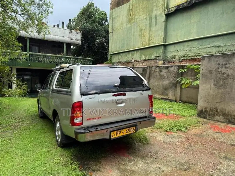 Toyota Hilux Vigo 2010