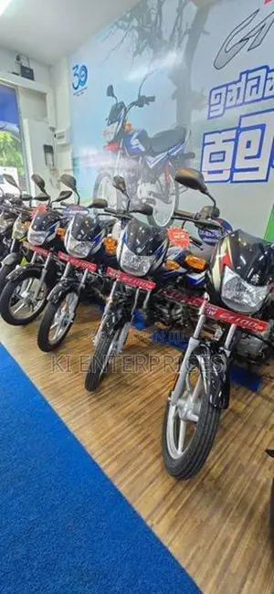 Bajaj CT100 2026