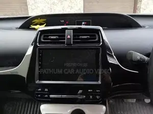 Toyota Prius 4th Gen Car Android Player with Frame