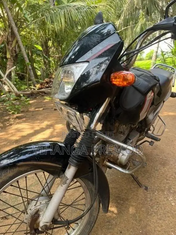 Bajaj CT100 2010