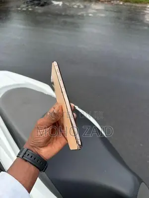 Apple iPhone 11 Pro Max (Used)