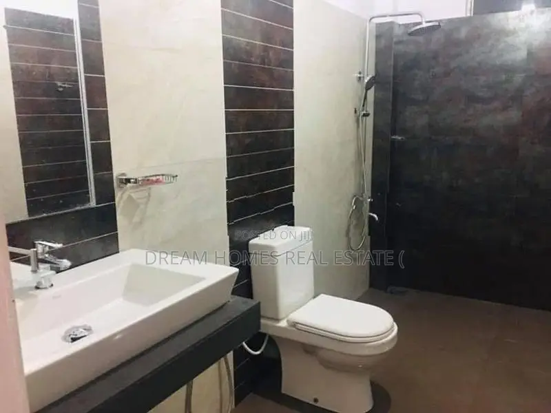 Spacious Two-Storey House for Sale – Kottawa Malabe Road