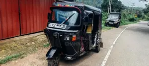 Bajaj RE 2012