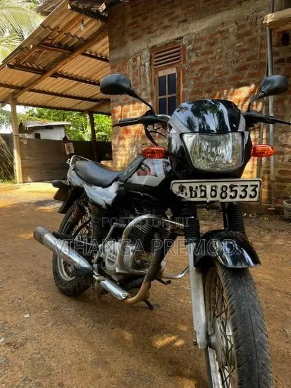 Bajaj CT100 2010
