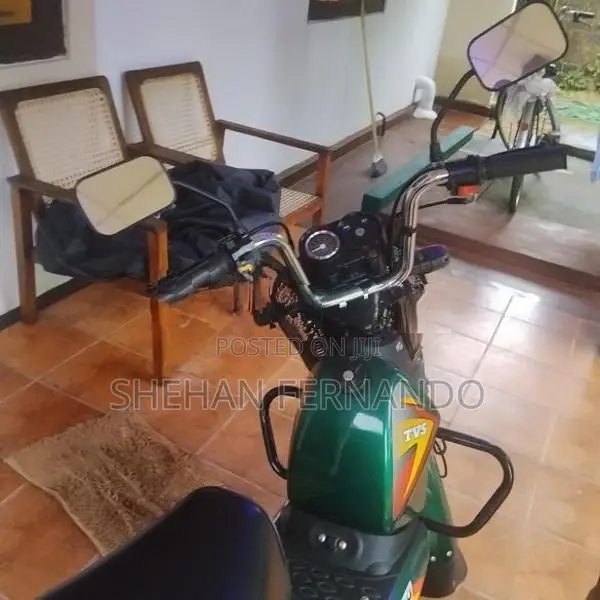 TVS XL 100 2025