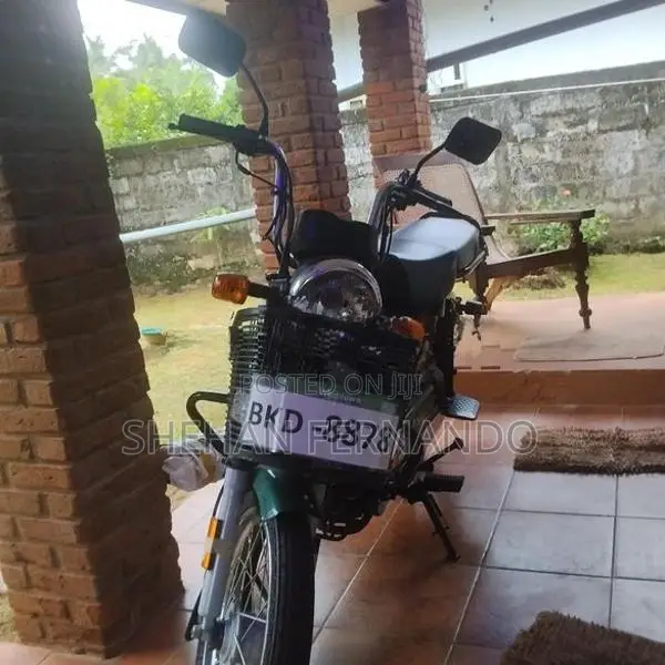 TVS XL 100 2025