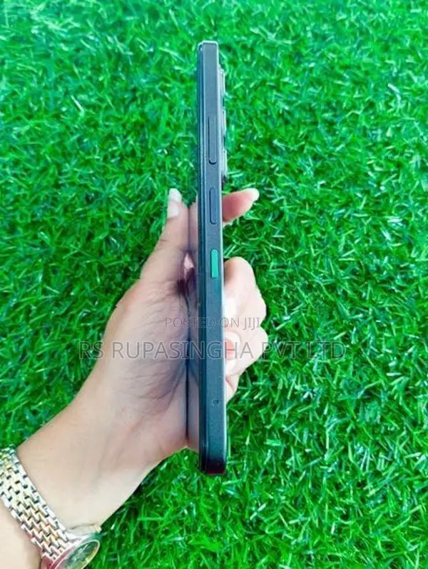 Infinix Hot 60i 6GB/128GB (Used)