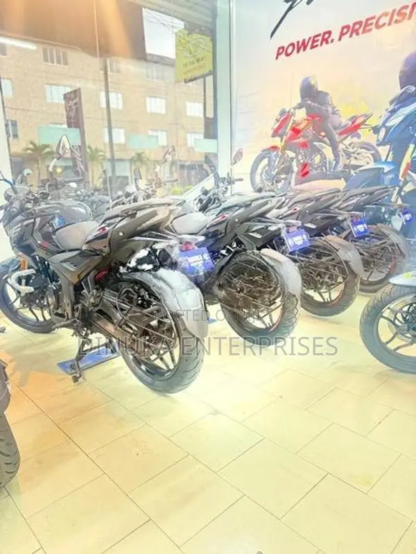 Bajaj Pulsar N160 Premium 2026