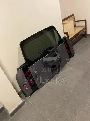 Genuine Defender 2025 P300e rear bumper lights door VOGUE SPORT VELAR
