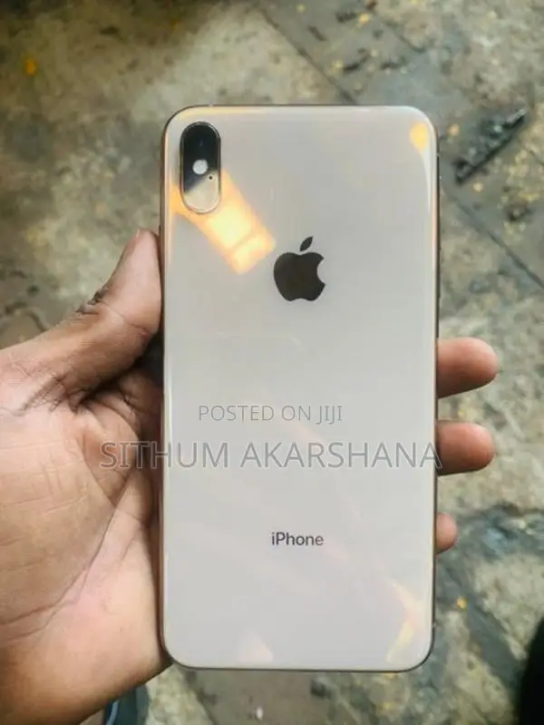 Apple iPhone XS Max (Used)