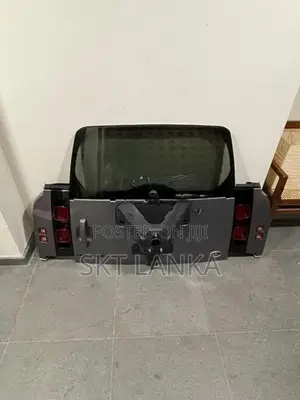 Genuine Defender 2025 P300e rear bumper lights door VOGUE SPORT VELAR