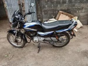 Bajaj CT100 2025