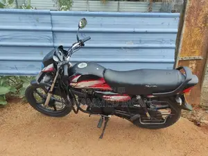 Hero HF Deluxe normal 2018