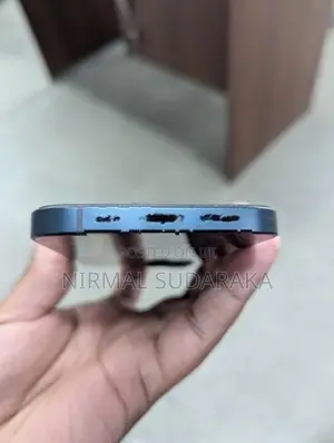 Apple iPhone 13 (Used)