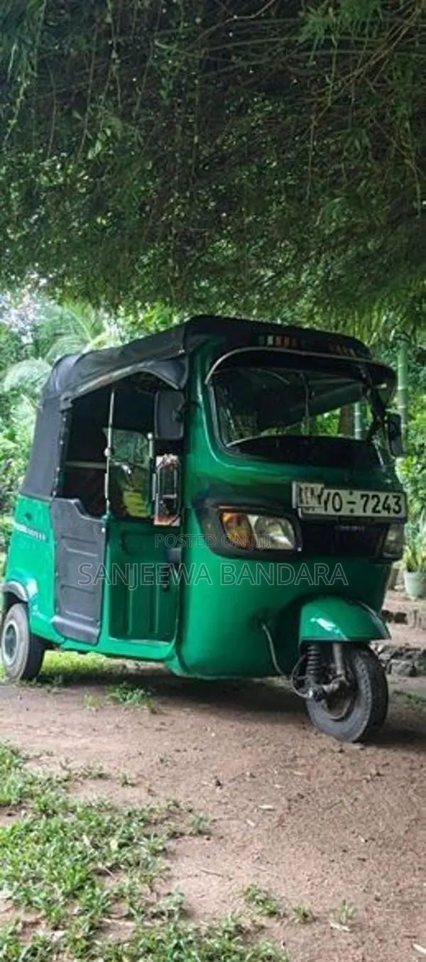 TVS King Three Wheeler 2011
