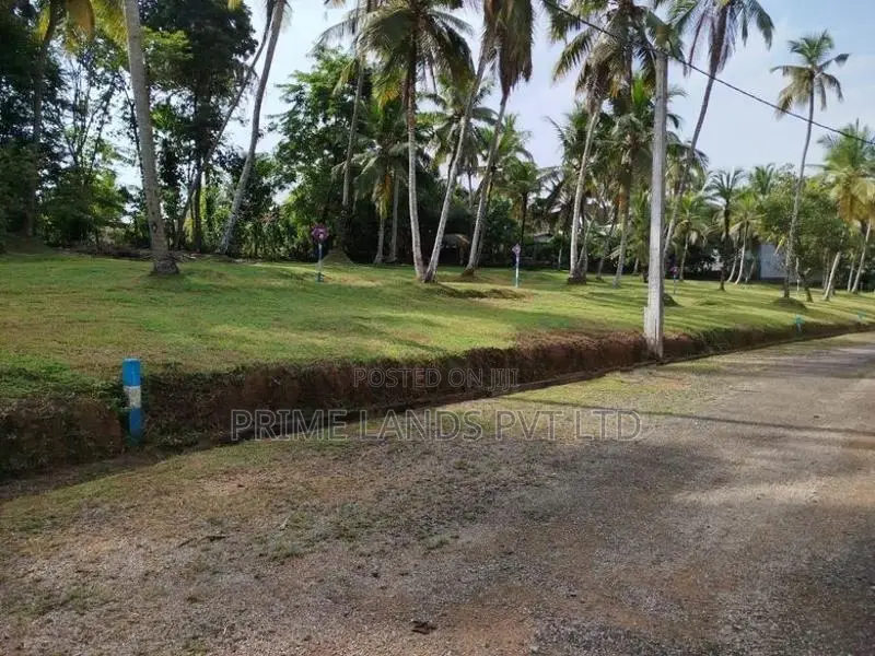 Land In Nittambuwa Town
