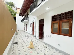 Brand New Modern Luxury House for Sale Battaramulla