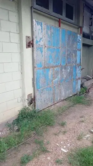 Commercial Property For Rent In Raththanapitiya
