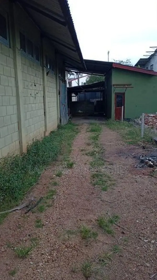 Commercial Property For Rent In Raththanapitiya