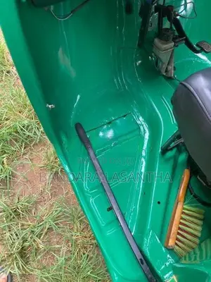 Bajaj RE 2002