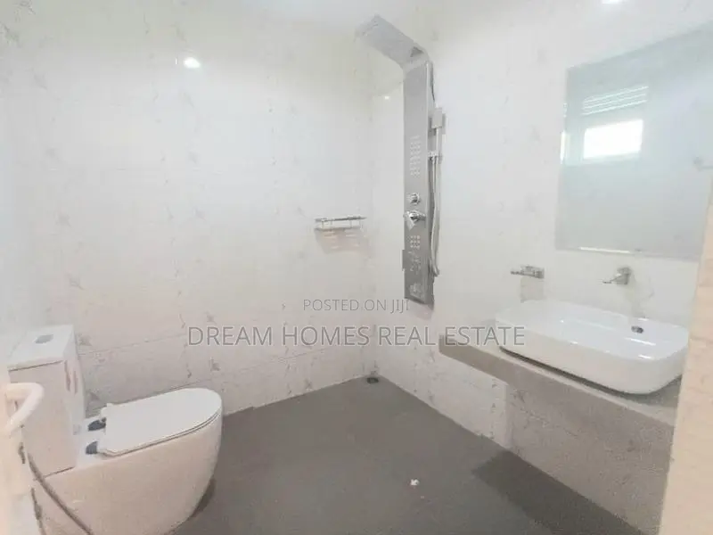 Exquisite 5-Bedroom Super Luxury house with Swimming Pool – Kesbewa