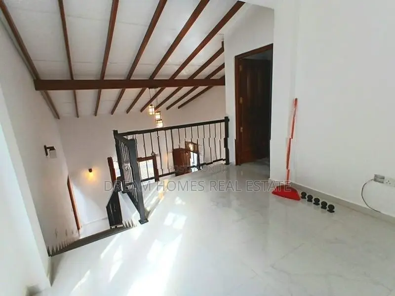 Beautiful Family House for Sale in Piliyandala