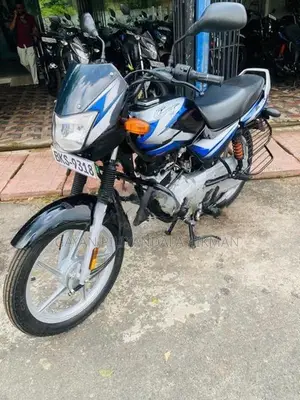 Bajaj CT100 2025
