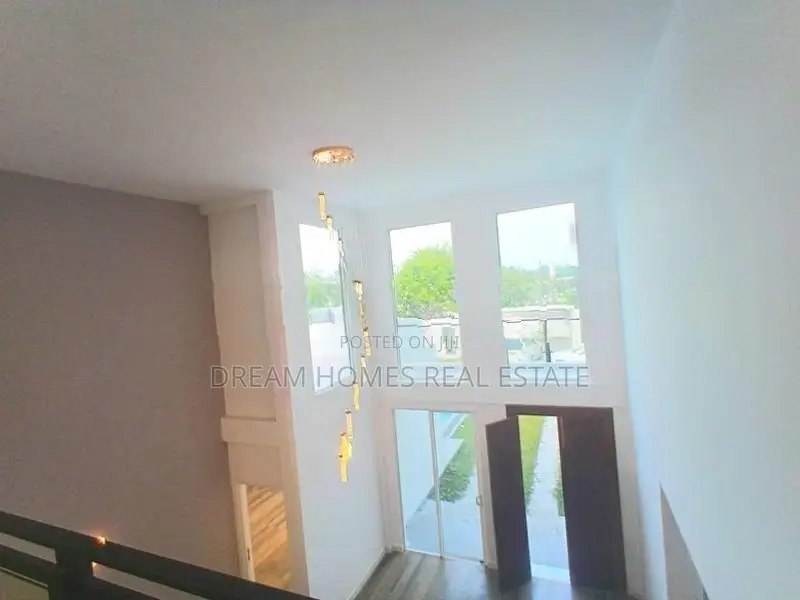 Exquisite 5-Bedroom Super Luxury house with Swimming Pool – Kesbewa