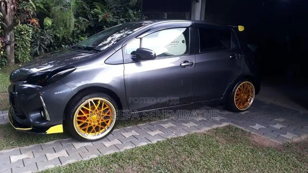 Toyota Vitz 2017