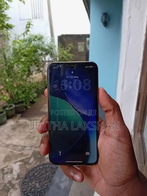 Apple iPhone 11 Pro (Used)