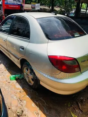 Kia Rio 2002