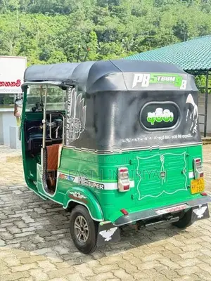 Bajaj RE Three Wheeler 2015 2014