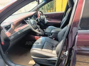 Toyota Harrier 2014